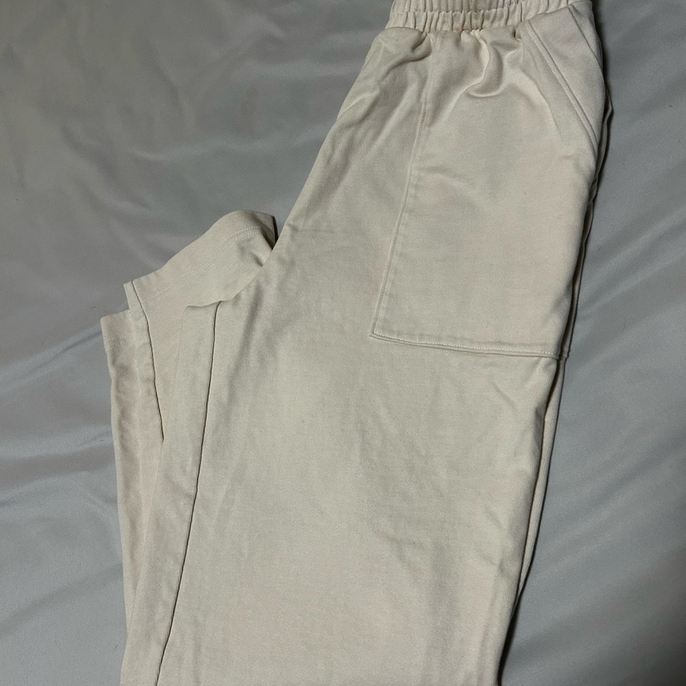 Vuori loose fit cotton pants with side pockets